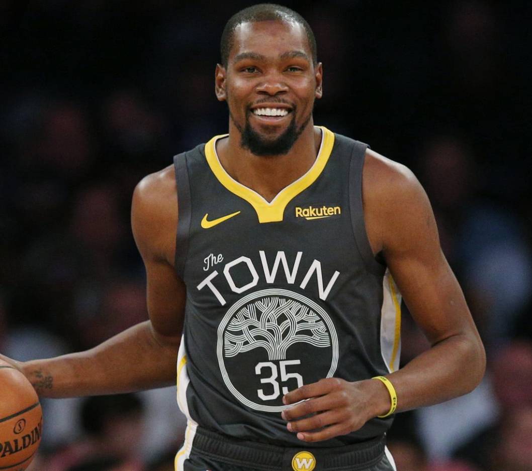 关键时刻多伦多猛龙造点机会：NBA总决赛节点到来；悬念犹存；控场能力受关注的简单介绍